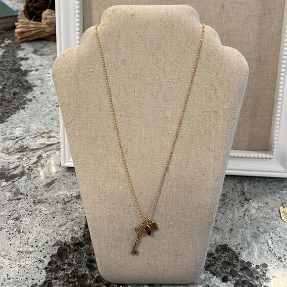 Stella and dot 30” ball link necklace, key chair, L charm and July birthstone - Picture 2 of 2